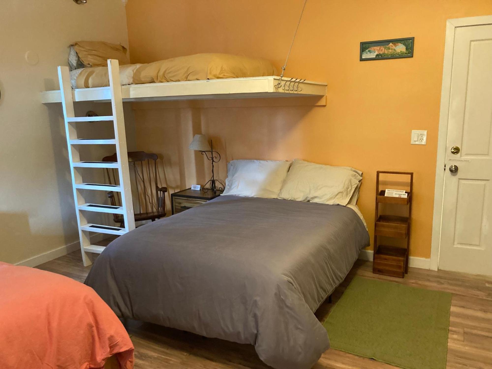 Mancos Inn